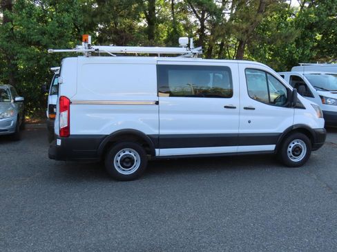 Used 2015 Ford Transit 150 130 Low Roof RWD image 6