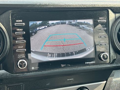 Used 2020 Toyota Tacoma SR AWD/4WD image 23
