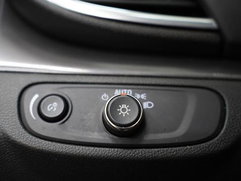 Used 2019 Buick Encore Preferred image 23