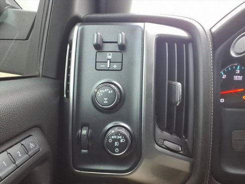 Used 2017 Chevrolet Silverado 1500 LTZ image 14