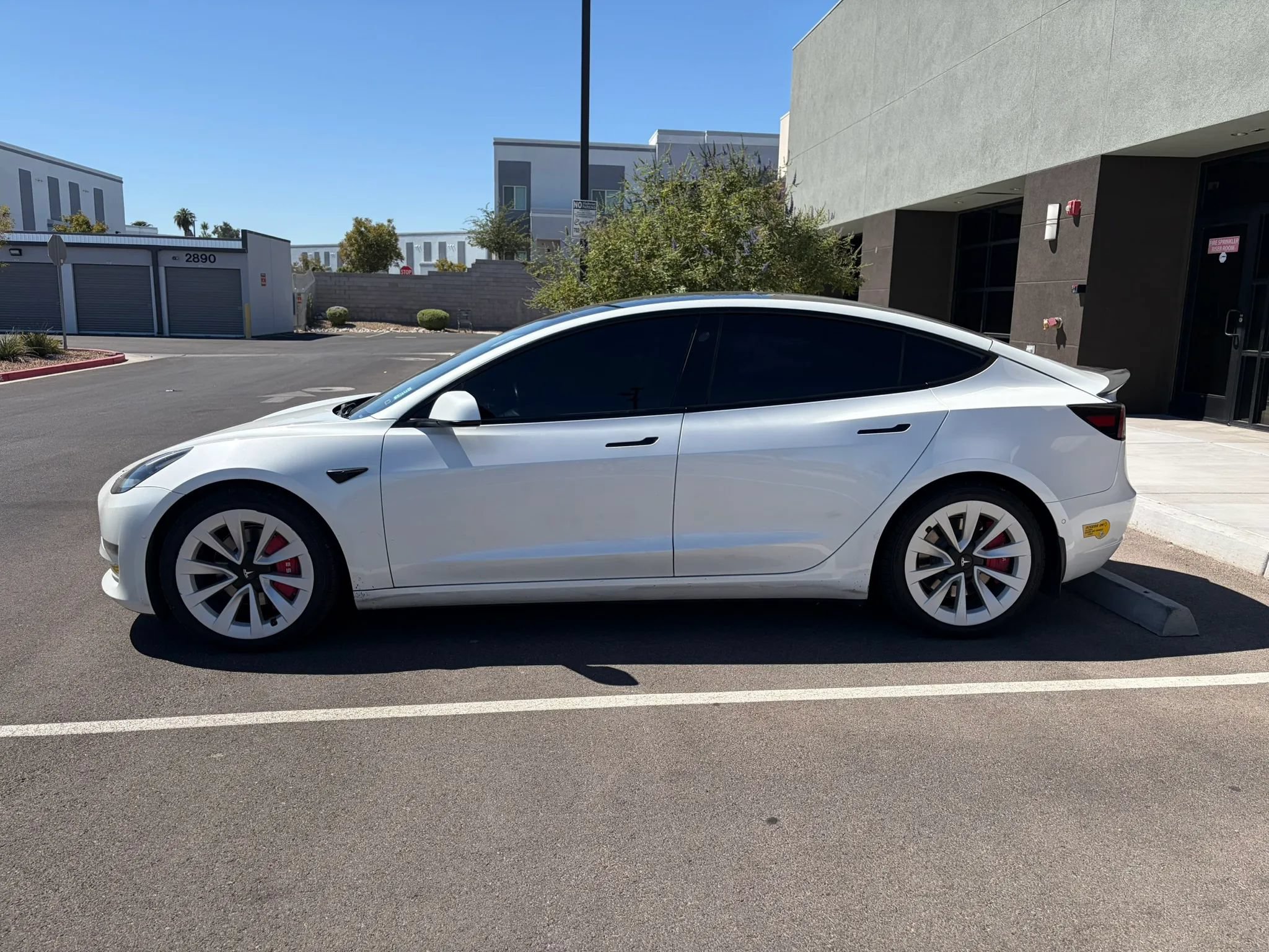 Used 2021 Tesla Model 3 Standard Range Plus RWD image 8