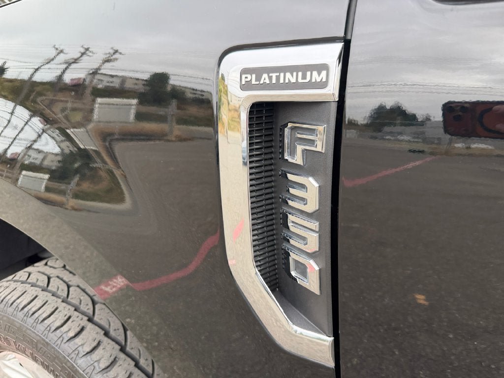 Used 2017 Ford F350 Platinum w/ Platinum Ultimate Package AWD/4WD image 35
