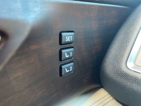 Used 2021 Subaru Ascent Touring w/ Popular Package #2A image 11