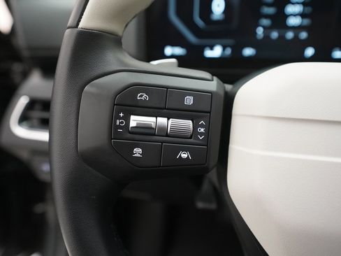 Certified 2025 Kia K4 GT-Line w/ GT-Line Premium Package image 12