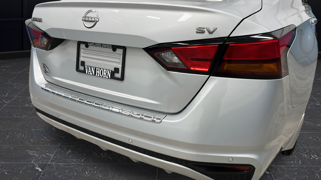 Used 2023 Nissan Altima 2.5 SV FWD image 34