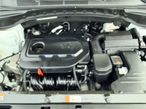 Used 2017 Hyundai Santa Fe Sport AWD/4WD image 36