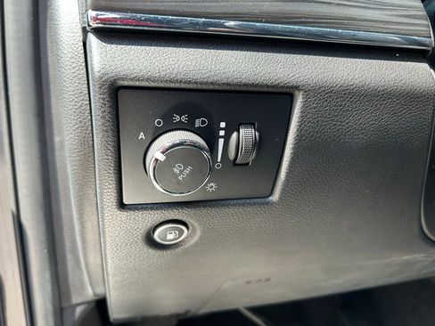 Used 2021 Jeep Grand Cherokee Limited w/ Trailer Tow Group IV AWD/4WD image 19