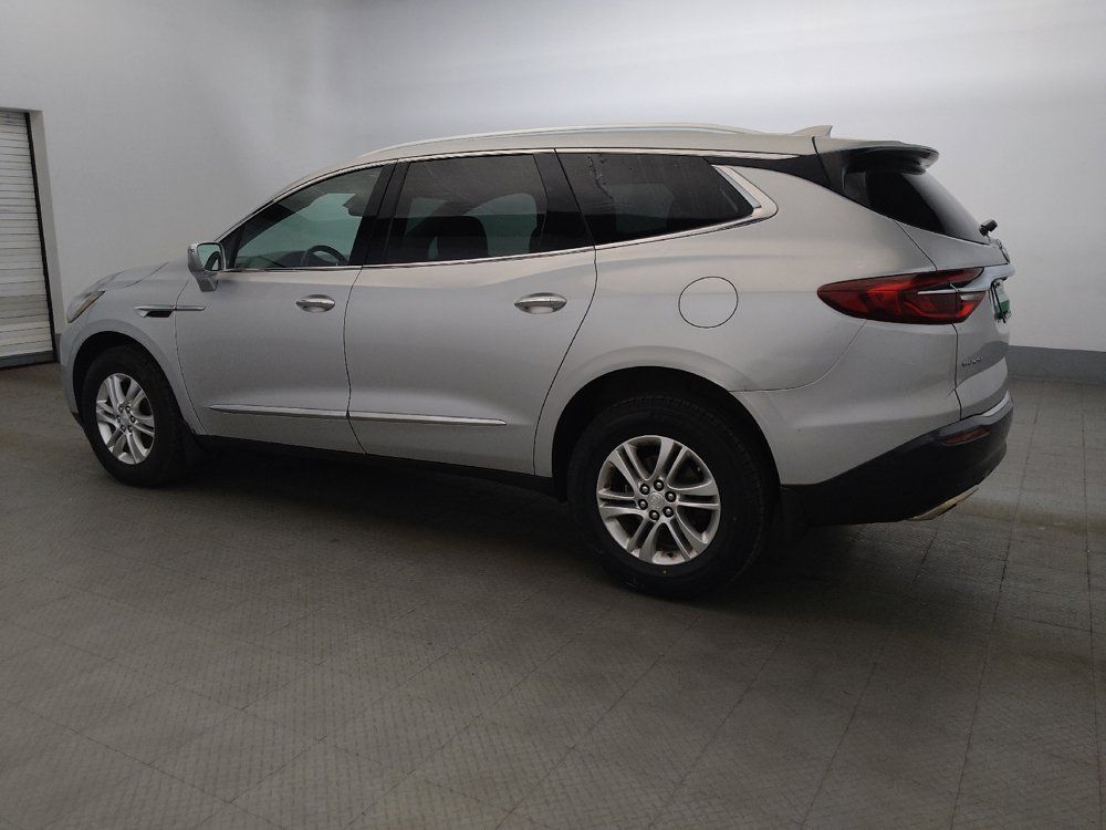 Used 2018 Buick Enclave Essence AWD/4WD image 3