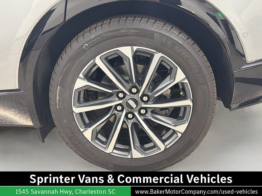 Used 2024 Cadillac Lyriq Sport RWD image 34