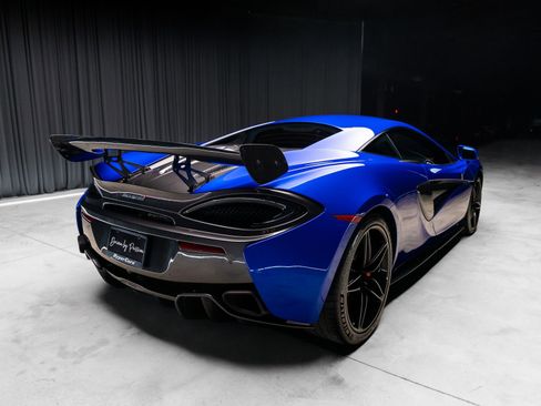 Used 2017 McLaren 570S Coupe RWD image 15