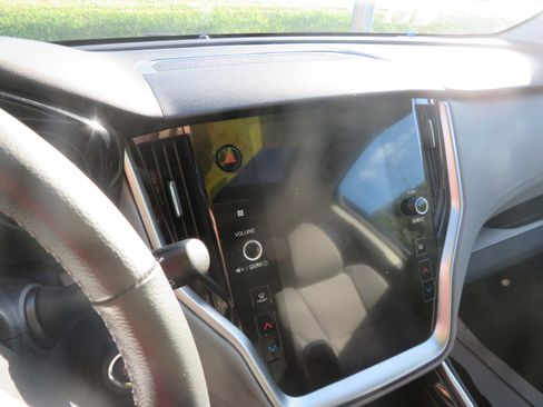 Used 2023 Subaru Outback Premium image 14