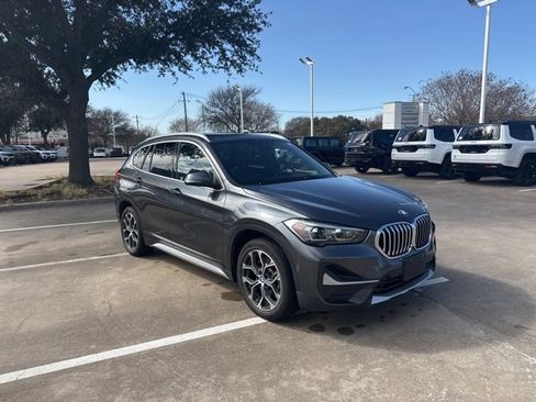 Used 2022 BMW X1 xDrive28i w/ Premium Package image 1