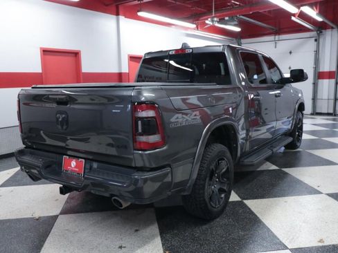 Used 2022 RAM 1500 Laramie AWD/4WD image 7