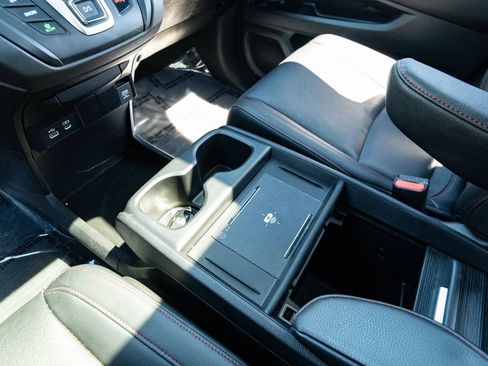 Used 2025 Honda Odyssey Sport-L image 43