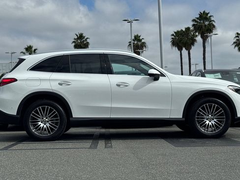 Certified 2026 Mercedes-Benz GLC 300 image 3