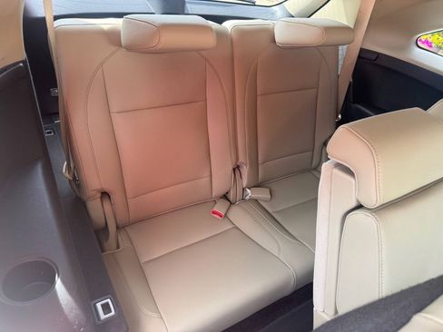 Used 2017 Acura MDX SH-AWD w/ Technology Package image 16