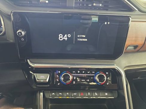 Used 2023 GMC Sierra 1500 Denali Ultimate AWD/4WD image 16