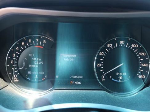 Used 2016 Lincoln MKZ w/ Equipment Group 300A Reserve FWD image 11
