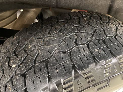 Used 2023 Chevrolet Silverado 3500 High Country w/ Z71 Off-Road Package image 13