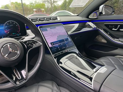 Used 2022 Mercedes-Benz Maybach S 580 4MATIC image 25