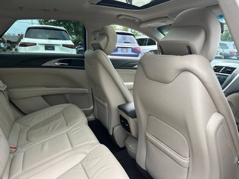 Used 2017 Lincoln MKZ Reserve FWD image 30