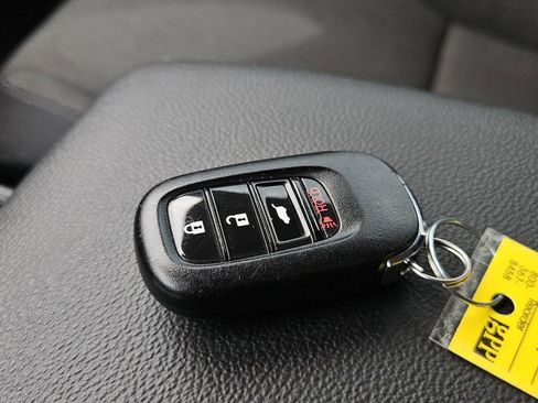 Used 2024 Honda CR-V LX image 30