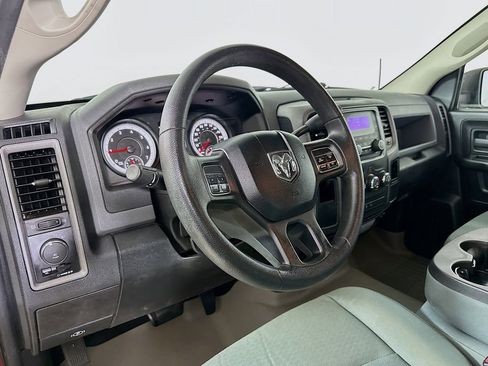 Used 2014 RAM 1500 Express RWD image 10