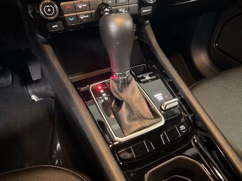 Used 2024 Jeep Compass Latitude w/ Altitude Special Edition image 15