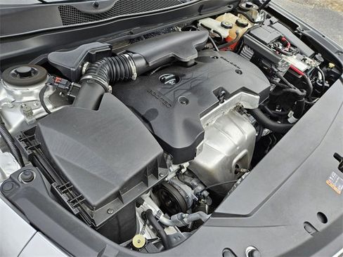 Used 2019 Chevrolet Impala LT image 17