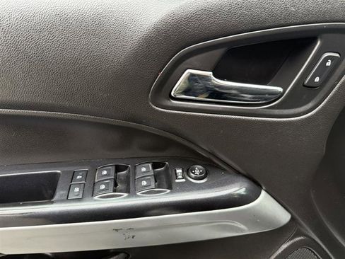 Used 2016 Chevrolet Colorado LT w/ LT Convenience Package image 28