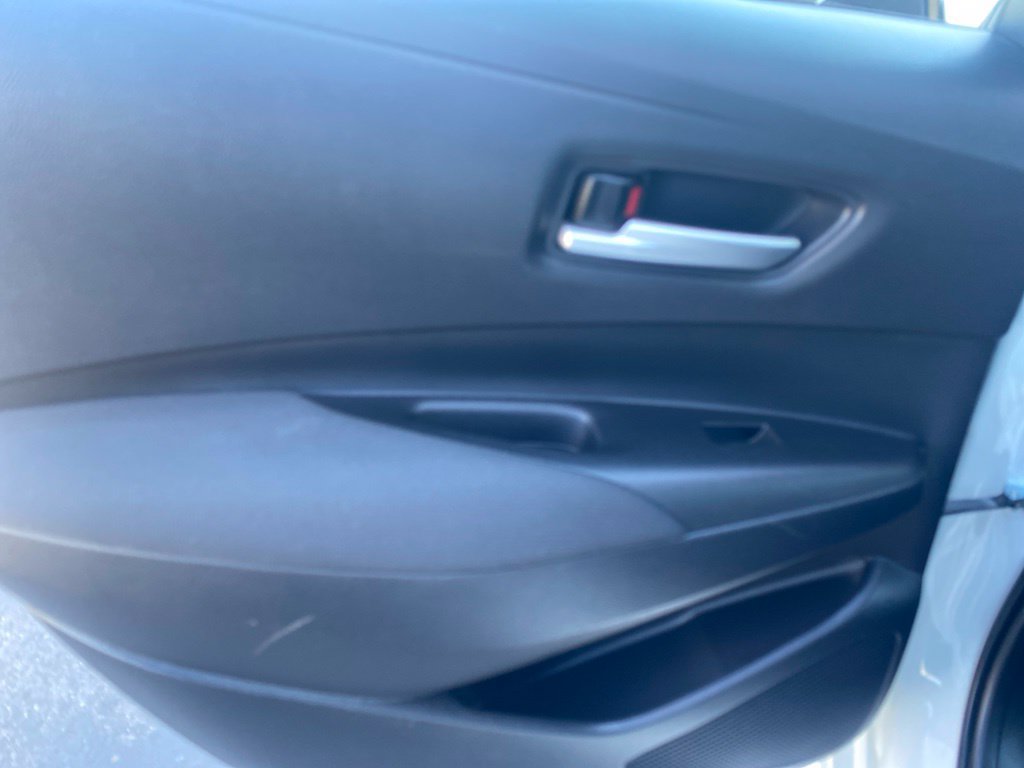 Used 2021 Toyota Corolla LE FWD image 28