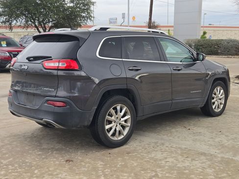 Used 2015 Jeep Cherokee Limited image 3