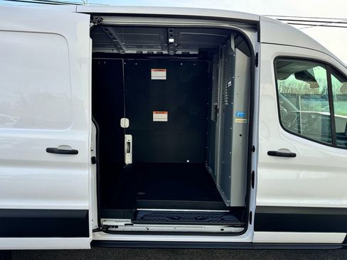 Used 2024 Ford Transit 150 Medium Roof image 31