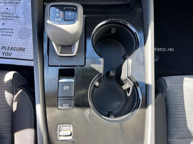 Used 2023 Nissan Rogue SV FWD image 35