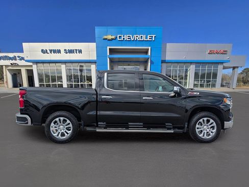 Used 2026 Chevrolet Silverado 1500 LTZ w/ LTZ Premium Package image 7