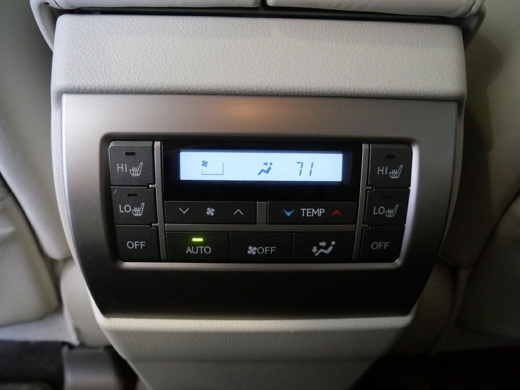 Used 2013 Lexus GX 460 Premium AWD/4WD image 35
