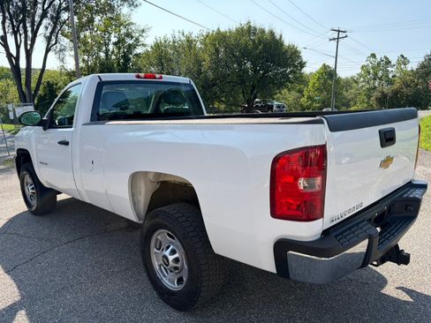 Used 2013 Chevrolet Silverado 2500 W/T AWD/4WD image 12