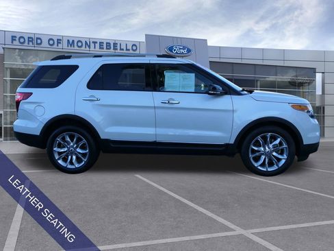 Used 2015 Ford Explorer XLT w/ Equipment Group 202A image 2