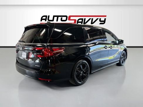 Used 2024 Honda Odyssey Sport image 7