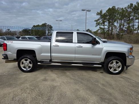 Used 2017 Chevrolet Silverado 2500 LT w/ LT Plus Package image 6