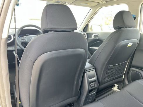 New 2026 Hyundai Venue SEL FWD image 27