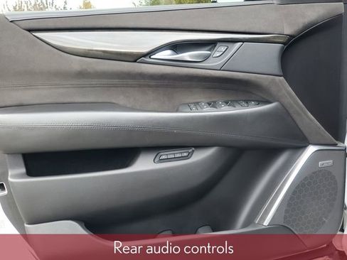 Used 2017 Cadillac Escalade Platinum image 12