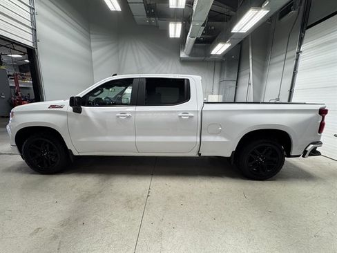 Used 2024 Chevrolet Silverado 1500 RST w/ Convenience Package II AWD/4WD image 4