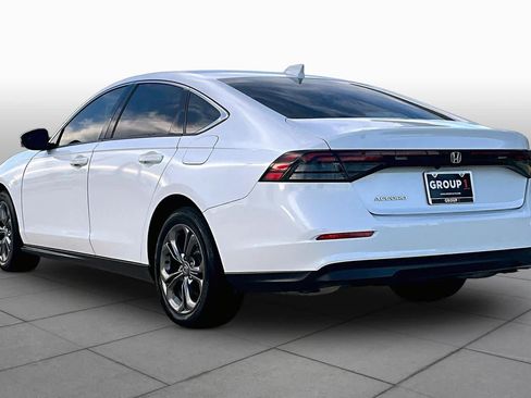 Used 2023 Honda Accord EX image 12