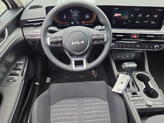 New 2026 Kia K5 LXS FWD image 7