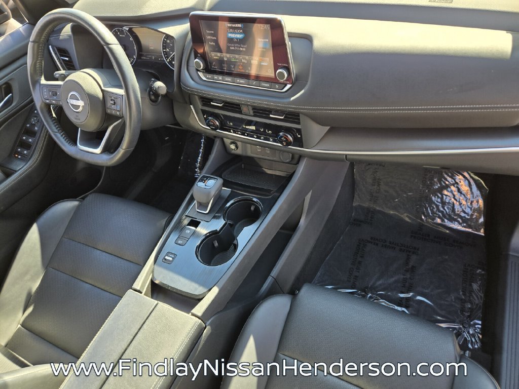 Used 2024 Nissan Rogue SV w/ SV Premium Package FWD image 17