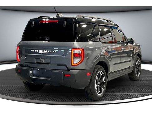 Used 2025 Ford Bronco Sport Outer Banks w/ Outer Banks Tech Package+ image 14