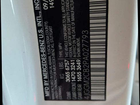 Used 2023 Mercedes-Benz EQE 500 4MATIC SUV image 37