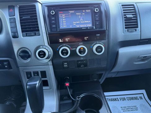 Used 2015 Toyota Sequoia SR5 image 40