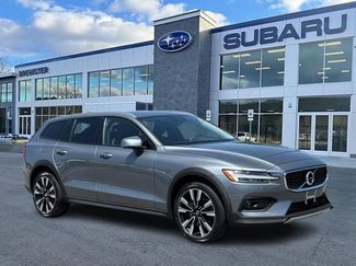 Used 2021 Volvo V60 T5 Cross Country w/ Advanced Package AWD/4WD video 1